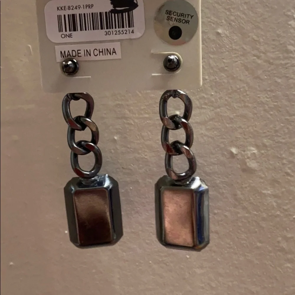 2 for $15 NWT Charlotte Russe dangling earrings